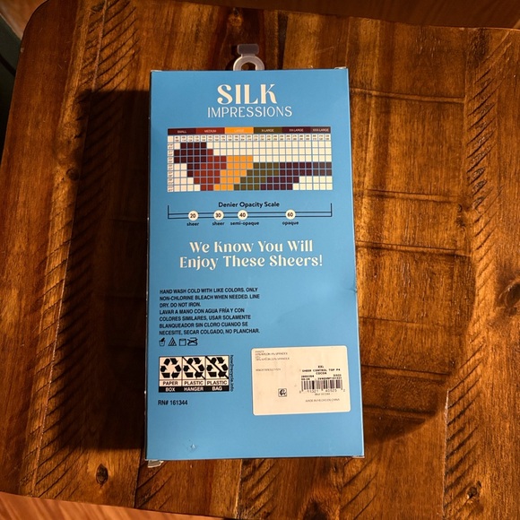 NEW silk Impressions Sheer All Day Control Top Pantyhose Cocoa 20 denier - Picture 5 of 9